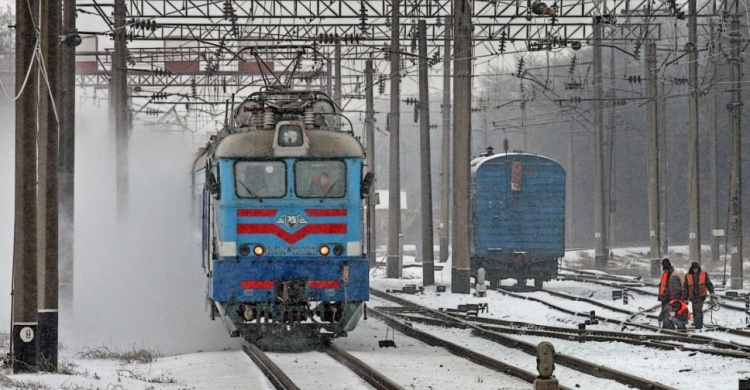 «Донецкая железная дорога» обеспечена запасом дизтоплива для стабильной работы на 9 дней