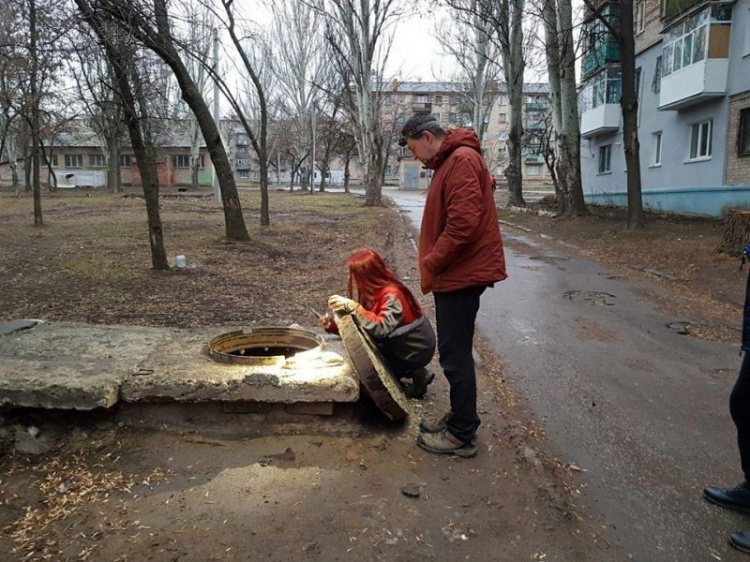 Волонтеры из Киева приехали на Донетчину, чтобы спасти собаку (ФОТО)