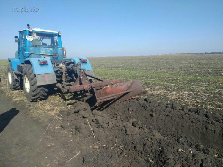 В Донецкой области на поле взорвался боеприпас (ФОТО)