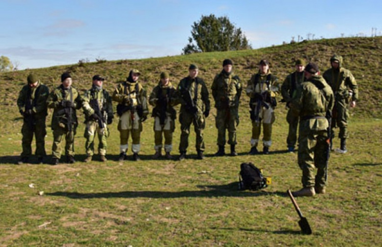 Спецназовцы Донетчины практиковались в штурме вблизи Мариуполя