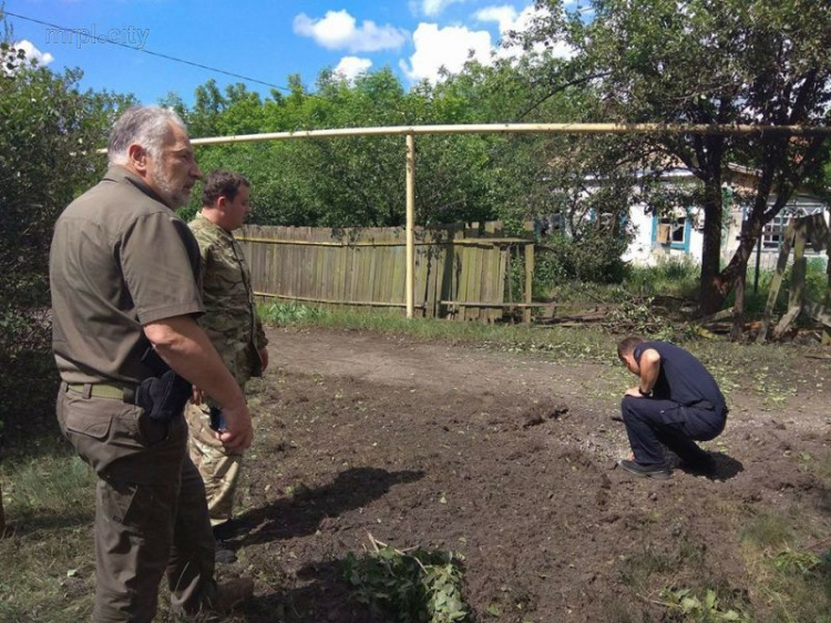 На Донбассе усиление обстрелов: эвакуировано 34 ребенка, отсутствует газ и электричество (ФОТО)