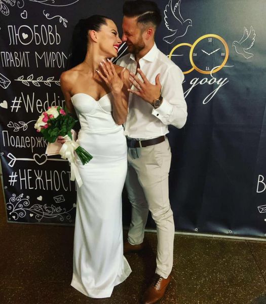 Любовь без границ: в Мариуполе женилась иностранная пара