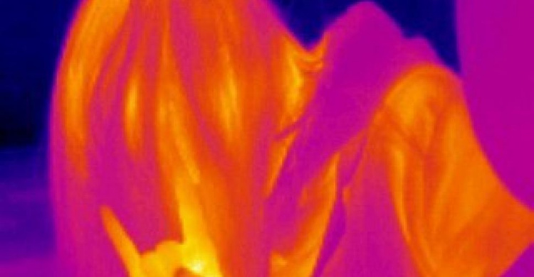 В сети показали горячих девушек и холодный шнобель через тепловизор (ФОТО)