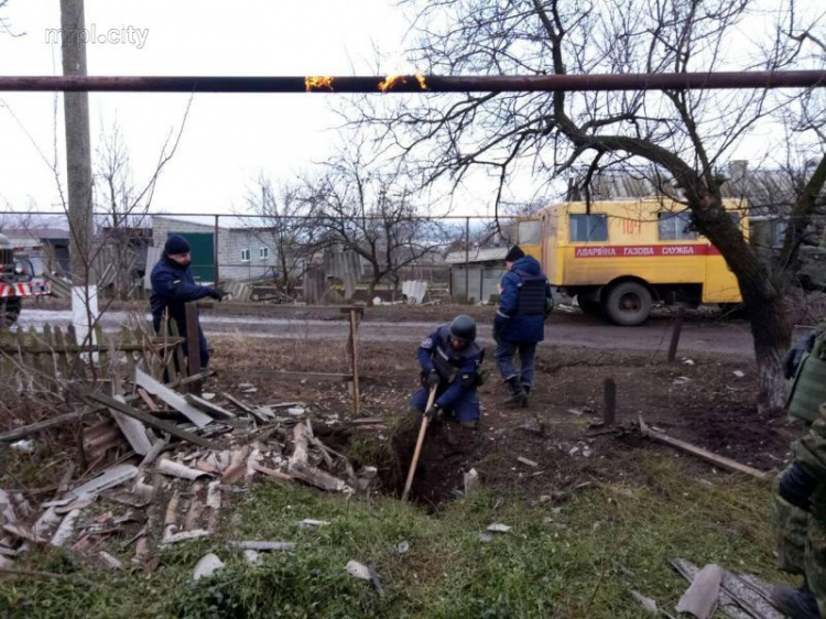 В Новолуганске после обстрела выявили десятки элементов РСЗО 