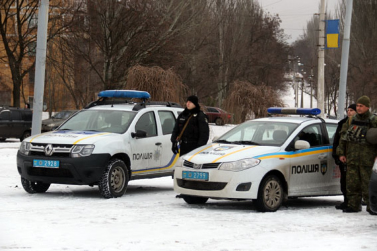 Более 1,5 полицейских Донетчины обеспечат безопасность на новогодних праздниках