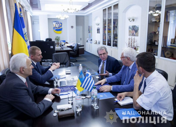С участием представителей Мариуполя обсуждены детали сотрудничества полиции Греции и Украины (ФОТО)