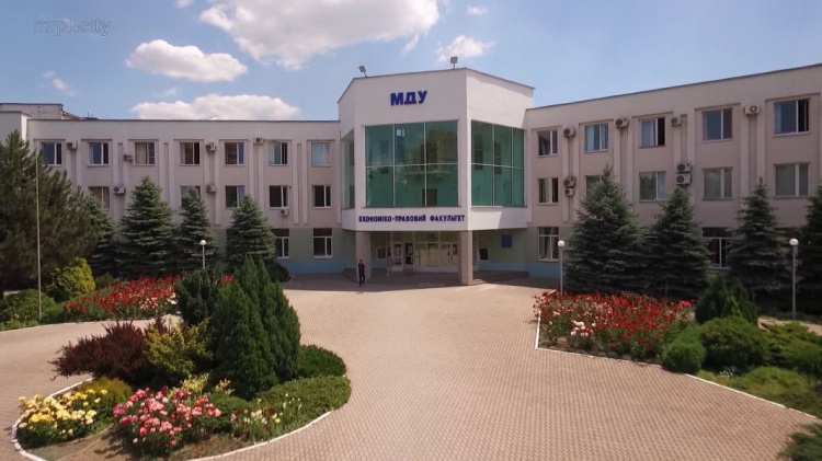 Студентов из временно оккупированного Донбасса приглашают учиться в Мариуполе (ВИДЕО)
