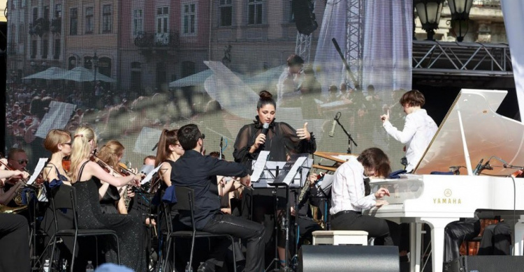 «Ніч яка місячна» в стиле джаз-фолк исполнит симфонический оркестр в Мариуполе