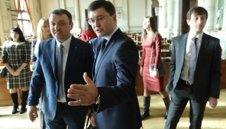 Власти Мариуполя узнали о финансовых штрафах для депутатов Гданьска (ФОТО)