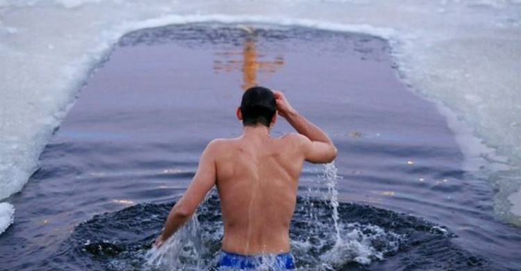 На Крещение в Мариуполе запретили массовое купание