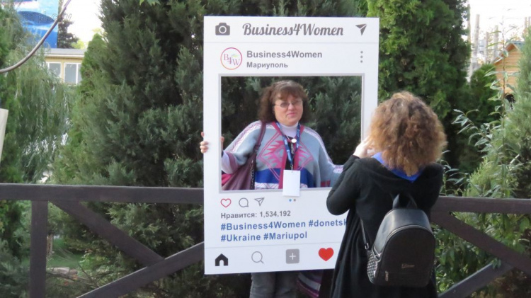 Ведущие эксперты и десятки бизнес-леди: в Мариуполе прошел «Business4Woman» (ФОТО)