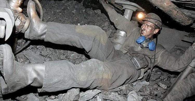 В Донецкой области 15 работающих шахт принесли убыток в 520 млн гривен (ФОТО)