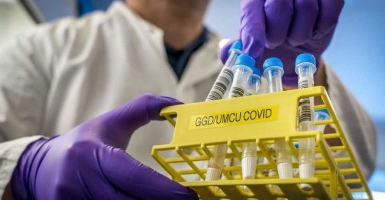 В Украине количество заболевших коронавирусом приближается к миллиону