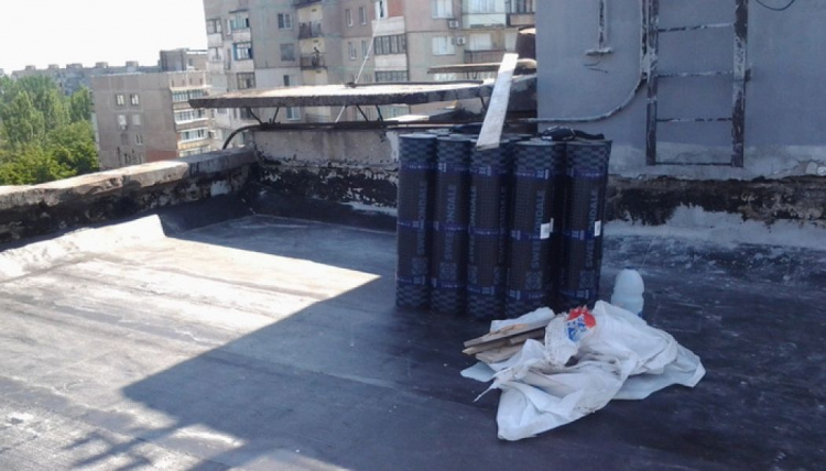 Более 200 домов в Мариуполе требуют ремонта несущих конструкций (ФОТО)