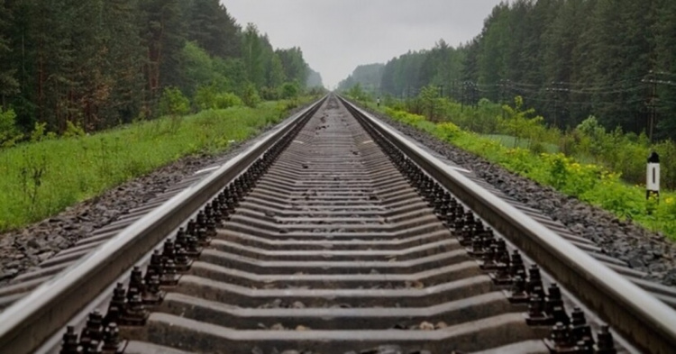 Нова залізниця уздовж Азовського моря: навіщо росіяни будують гілку між Маріуполем та Кримом