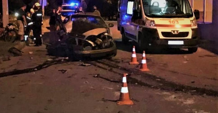 Всплеск ДТП: в Мариуполе пострадали пятеро людей