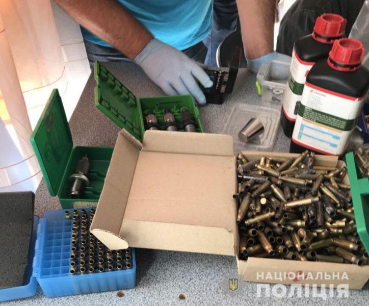 Опасный хендмейд: жители Донецкой области открыли патронную мастерскую (ФОТО)