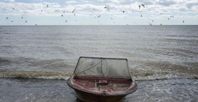 СБУ: Россия незаконно задерживает украинцев в Азовском море (ВИДЕО)