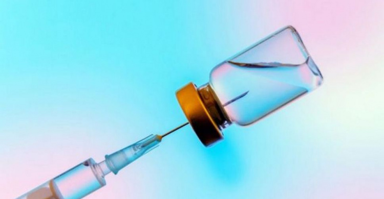 Прививку от коронавируса на Донетчине получили более 13 тысяч жителей