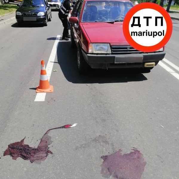 В Мариуполе сбили пожилую женщину возле остановки
