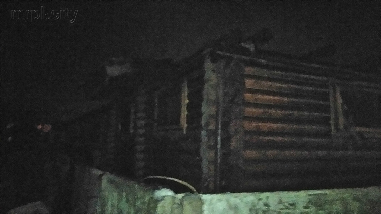 В Донецкой области пожар уничтожил деревянную баню (ФОТО)