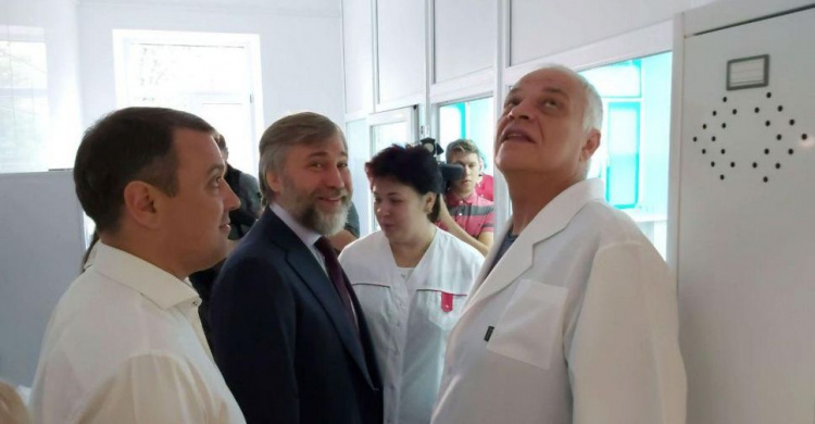 Мариупольцам вместо реформы нужны страховая медицина и доступная, качественная сервисная служба (ФОТО)