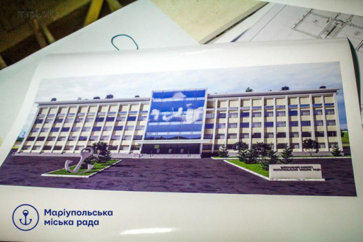 Стеклянный атриум и смотровая площадка: стало известно, как будет выглядеть здание Мариупольского горсовета (ФОТО)