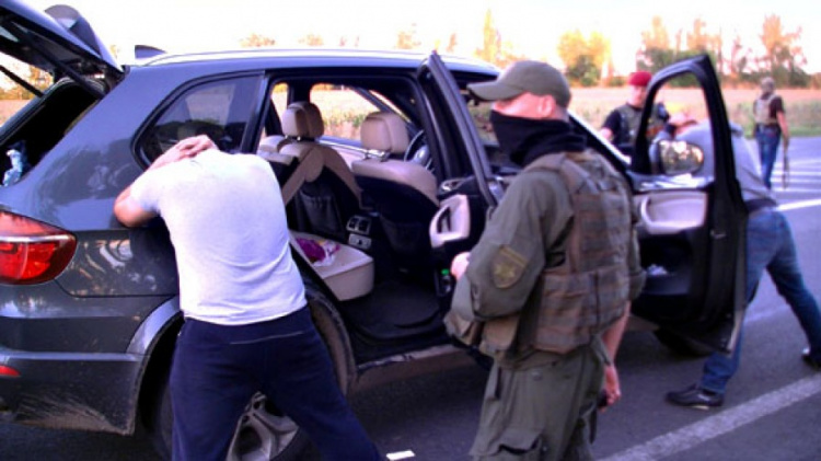 На Донетчине полиция задержала сотню «воров в законе» (ФОТО)