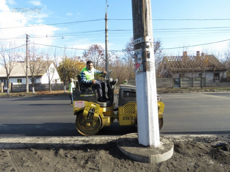 Дороги в Мариуполе обещают отремонтировать за 8 лет (ФОТО)