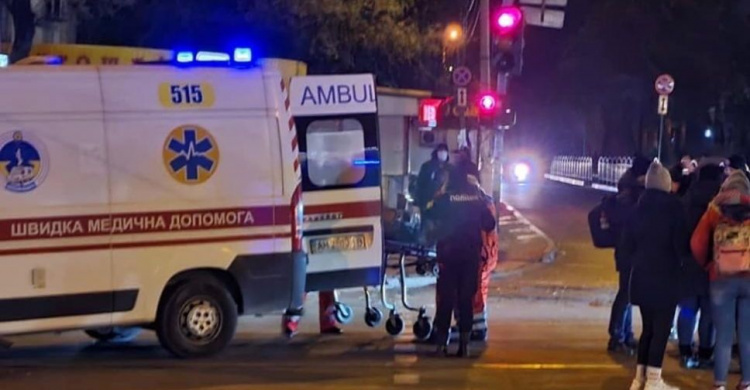 В Мариуполе водитель «Шевроле» сбил 32-летнего мужчину
