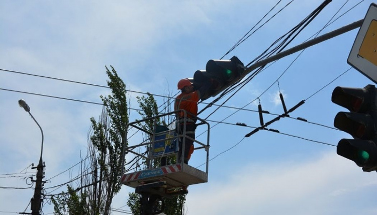 В Мариуполе реализуют масштабную  программу по замене светофоров