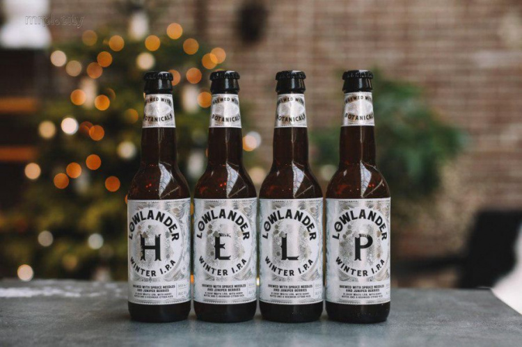 Пиво из елок: ресторан в Нидерландах выпустил «рождественское пиво» (ФОТО)