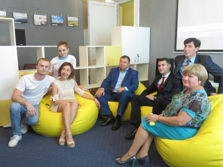 В Сартане открыли «Чердак» для молодежи за 300 тыс. грн (ФОТО)