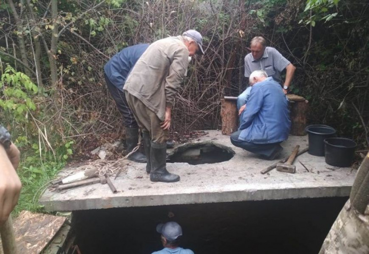 На Донетчине восстанавливают поврежденное обстрелом водоснабжение (ФОТО)