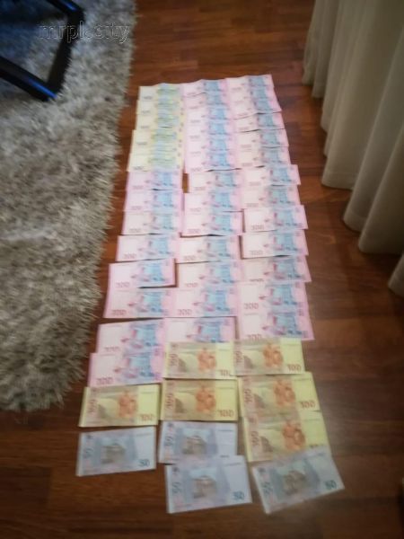 Деньги или смерть: в Мариуполе задержали группу людей, вымогавших у жителей крупные суммы (ФОТО)