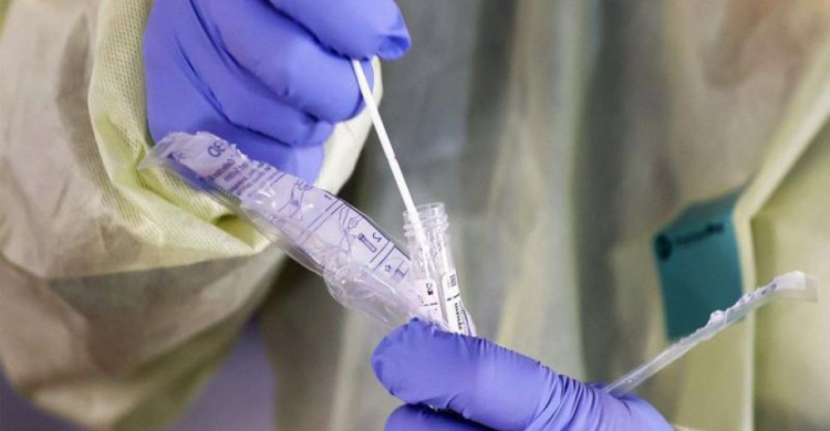 Тест на коронавирус для посещения больниц: в Минздраве рассказали подробности