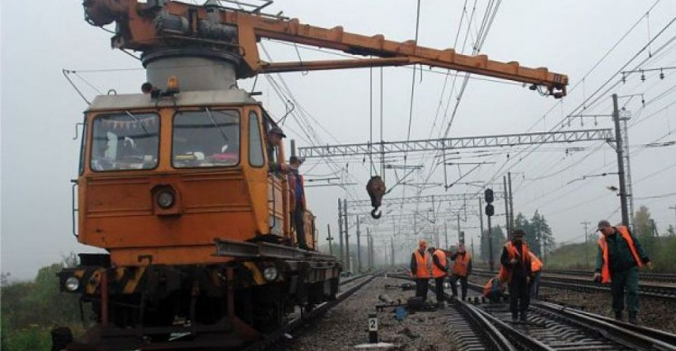 Железнодорожники обещают выполнить ремонт путей, чтобы увеличить количество поездов на Мариуполь