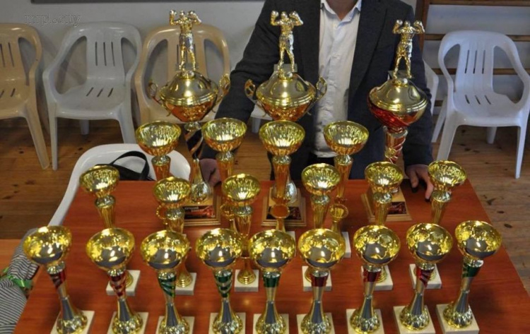 На областном чемпионате мариупольские боксеры завоевали 12 первых мест (ФОТО)