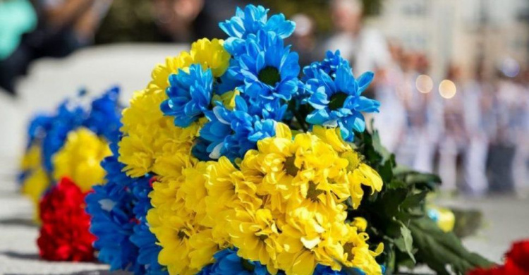 «Вы - Герои»: мэр Мариуполя поздравил защитников Украины с праздником