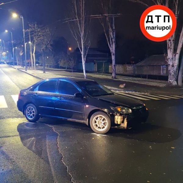 В Мариуполе два автомобиля такси попали в ДТП