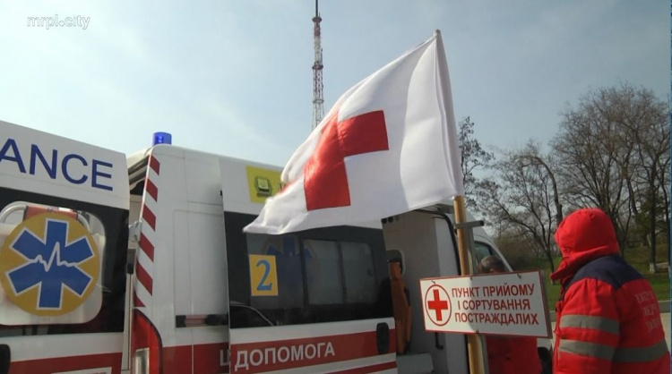 В Мариуполе СК «Ильичевец» прошел тест на пожарную безопасность (ФОТО)