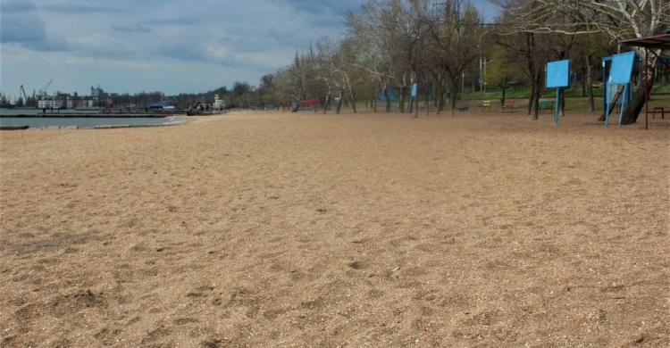 Пляжный сезон в Мариуполе начнется 15 мая (ФОТО)
