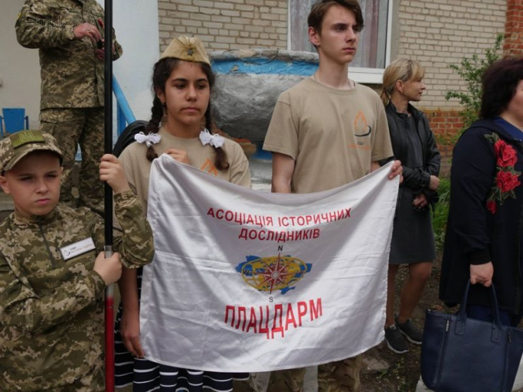 В Донецкой области перезахоронили останки воинов Второй мировой войны (ФОТО)