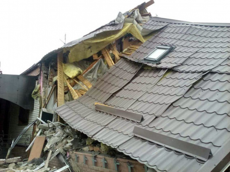 Во время обстрела в Донецкой области разрушено три дома