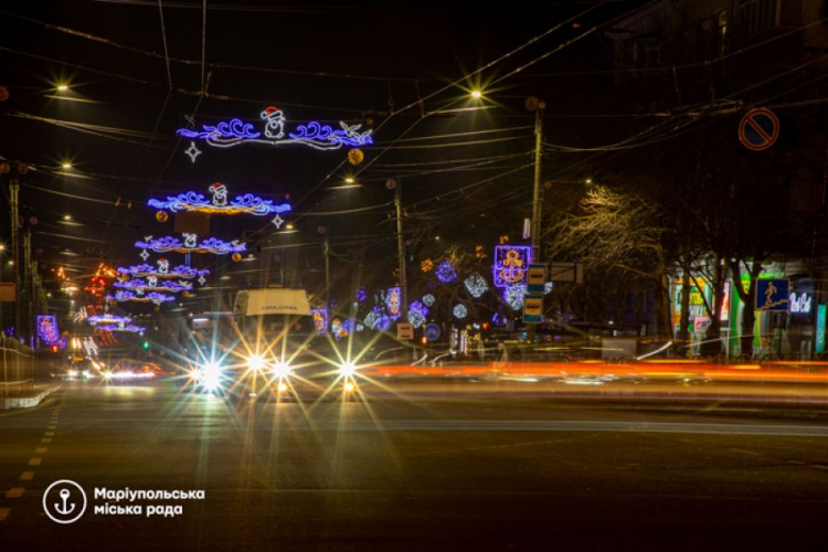 Праздничный Мариуполь в прошлом году. Фото: mariupolrada.gov.ua