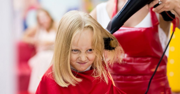 В Мариуполе разыскивают детских парикмахеров