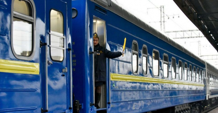 Самый популярный мариупольский поезд оказался одним из наиболее убыточных в Украине