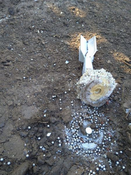 В жилой район на Донбассе сбросили бомбы, сделанные на 3D-принтере