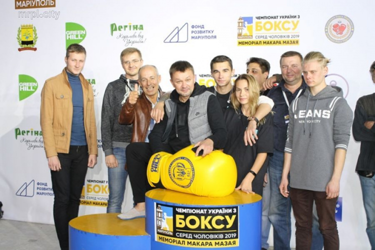 В Мариуполе завершился чемпионат Украины по боксу (ФОТО+ВИДЕО)