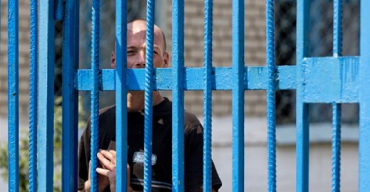 Из оккупированного Донбасса Украине  передали 23 заключенных